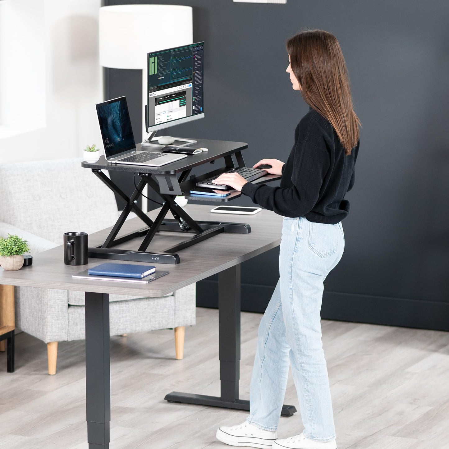 VIVO Standing 81 cm Desk Converter, Height Adjustable Riser, Sit to Stand Dual Monitor and Laptop Workstation with Wide Keyboard Tray, Black, DESK-V000K
